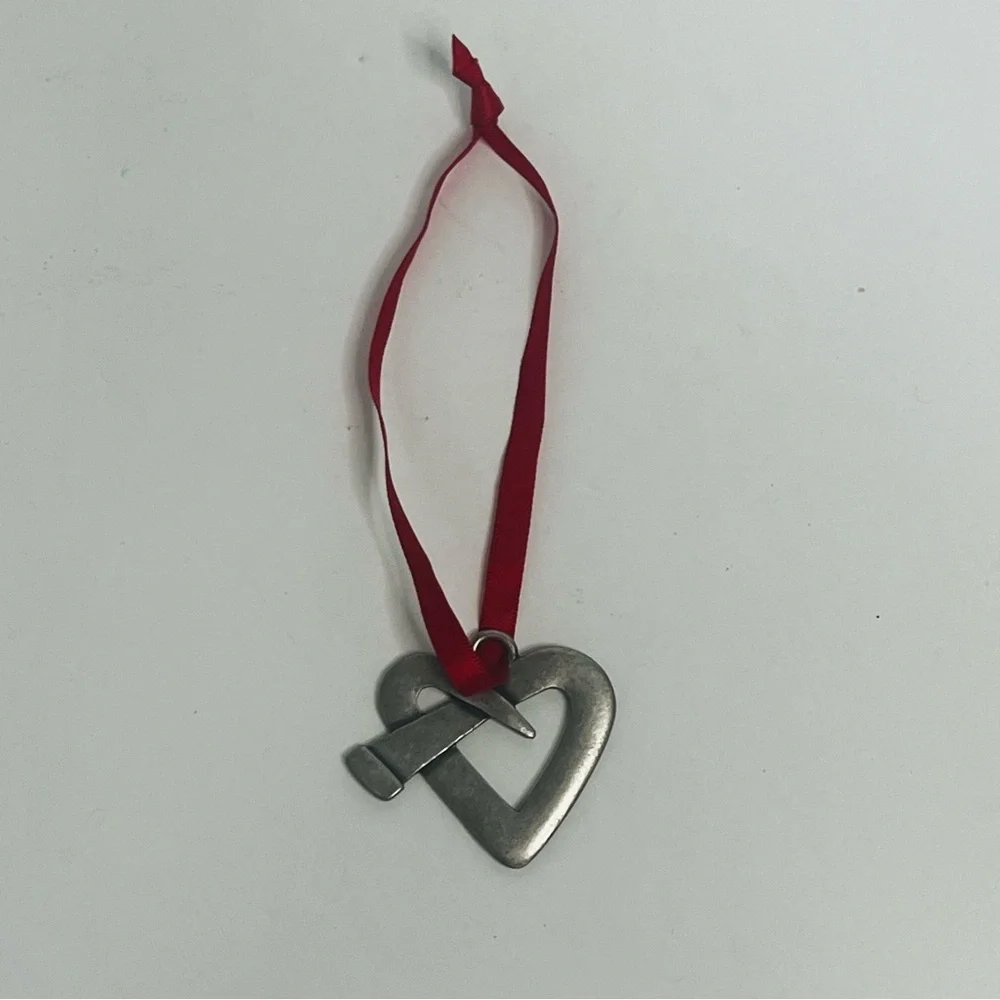 silver‎ tone 2 inch metal twisted nail heart figurine ornament red ribbon
